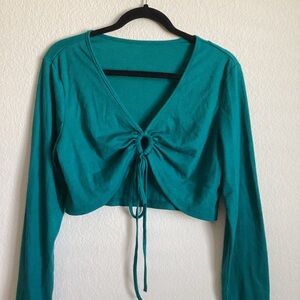 Long sleeve crop top